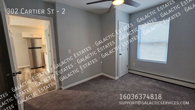 Building Photo - 302 Cartier St