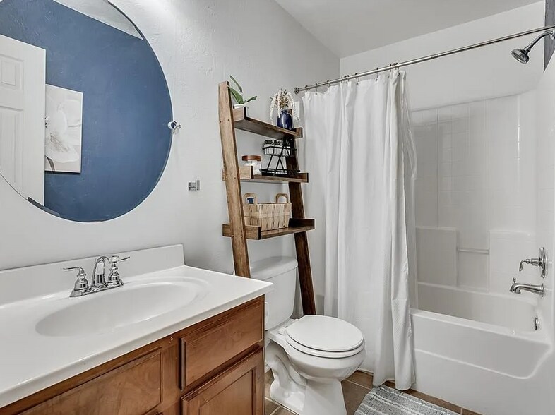 Building Photo - 2221 NW 199th St