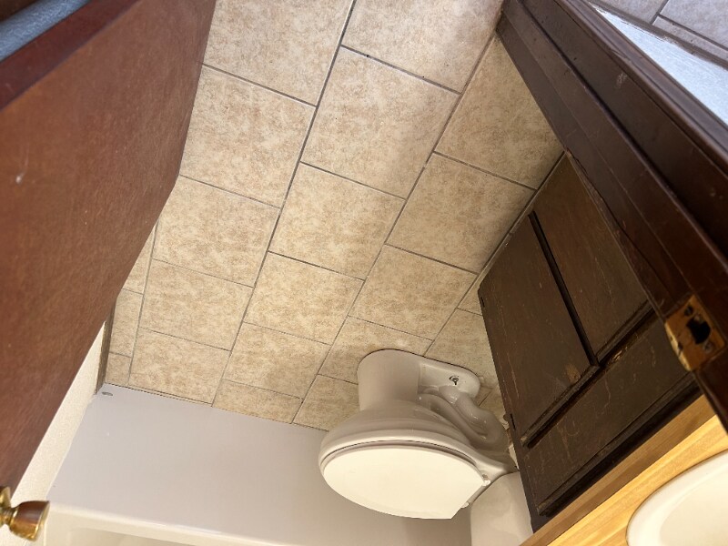 Building Photo - 1527 Kirkland Dr