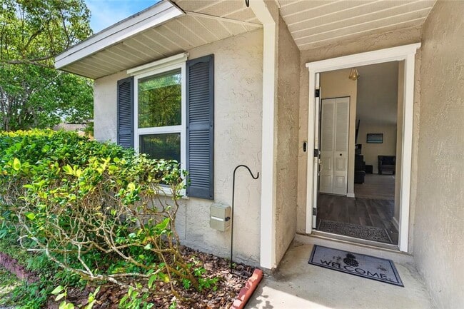 Building Photo - 210 Lake Charles Ct