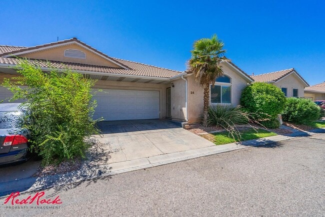 Building Photo - Fresh Carpet! Spacious 5-Bedroom Townhome