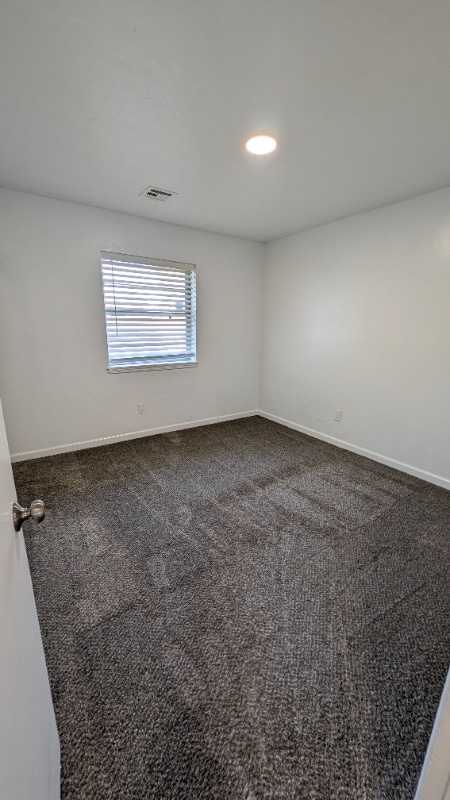 Building Photo - 6705 Greenway Dr