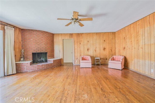 Building Photo - 3744 Pine Ave