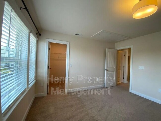 Building Photo - 2280 Chattering Lory Ln
