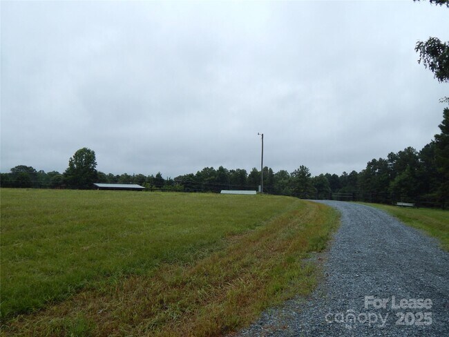 Building Photo - 5312 Davis Rd
