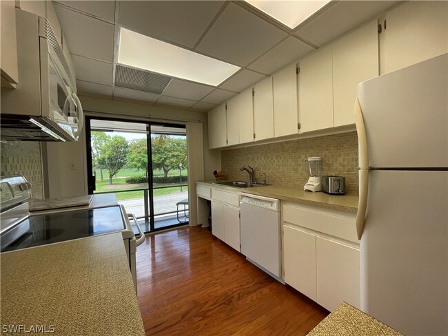Building Photo - 1702 Hill Ave