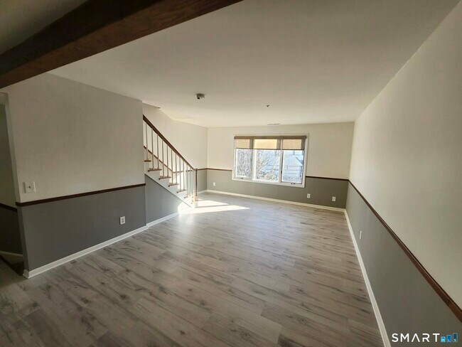 Building Photo - 25 Cottage St