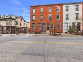 Building Photo - 260 North St