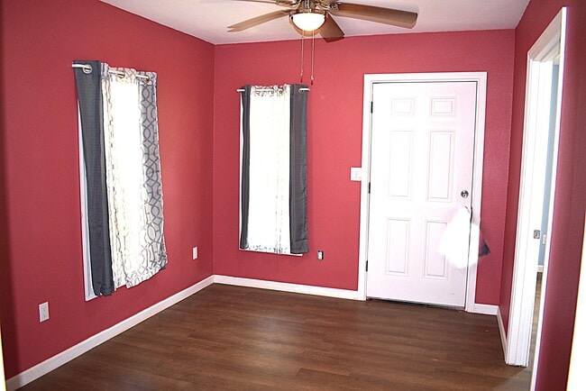Building Photo - 816 Gene Alley