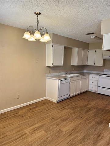 Building Photo - 7752 Sable Ln