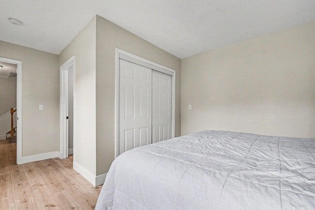 Building Photo - 51222 Crooked Oak Dr
