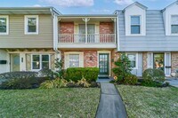 Building Photo - 1413 Ramada Dr