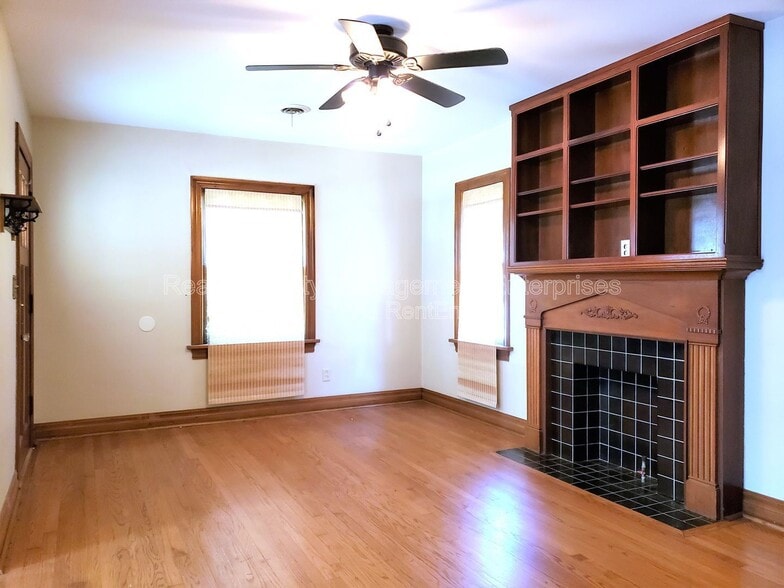 Building Photo - 1112 NW 44th St