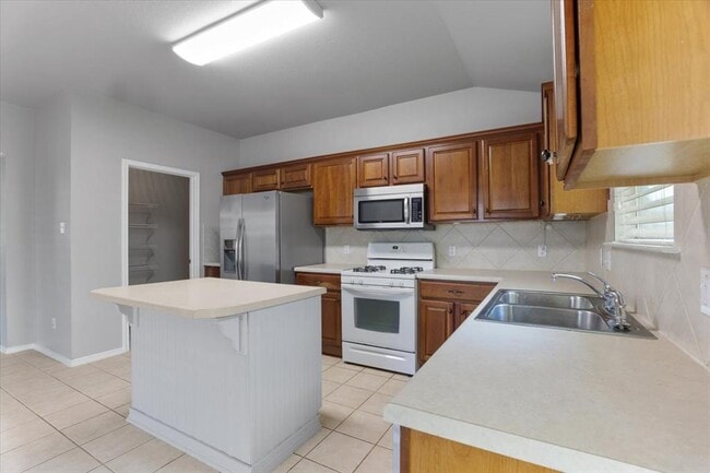 Building Photo - 2539 Pearson Way