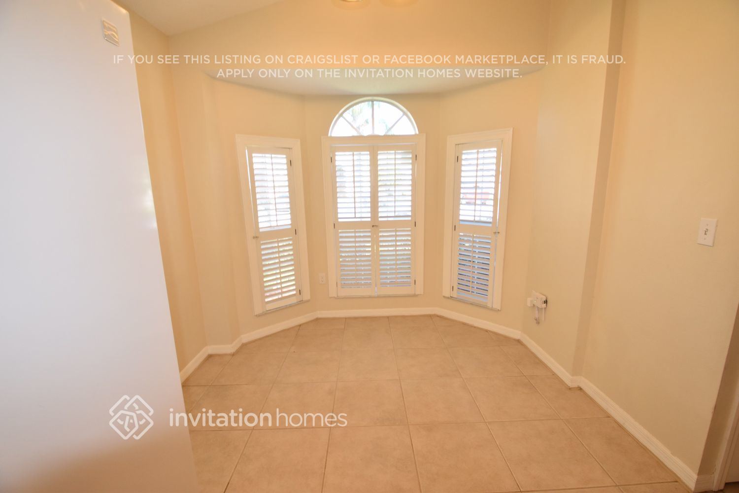 Building Photo - 549 Lancer Oak Dr
