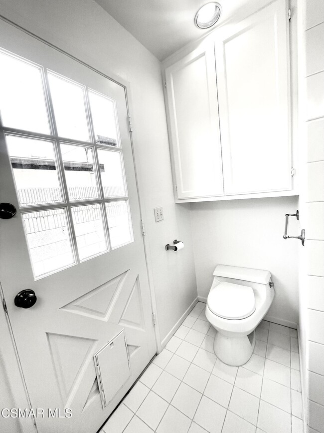 Building Photo - 1045 Marvista Ave