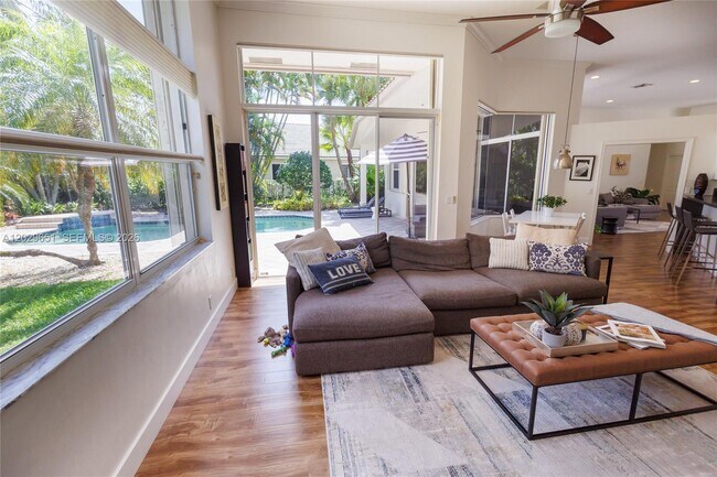 Building Photo - 280 Landings Blvd