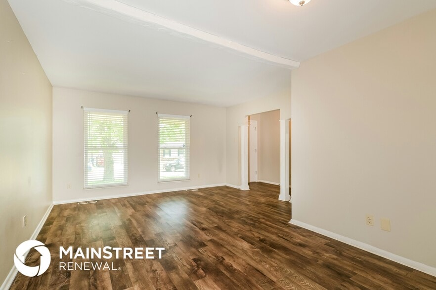 Building Photo - 2075 Cordoba Dr