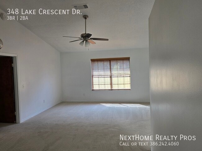 Building Photo - 348 Lake Crescent Dr