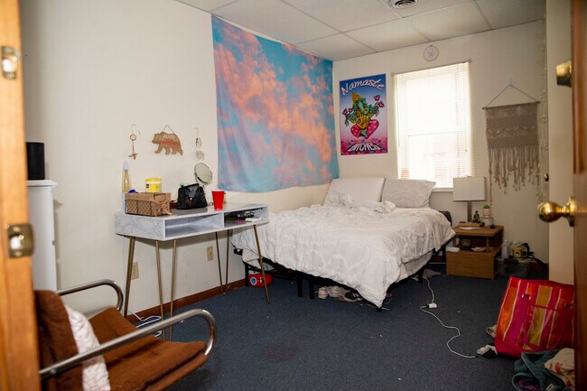 Building Photo - 10 S Court St