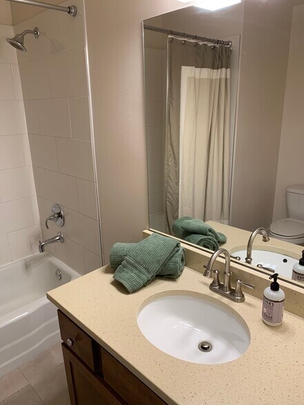 Bathroom with full size shower and tub - 5211 Fauntleroy Way SW