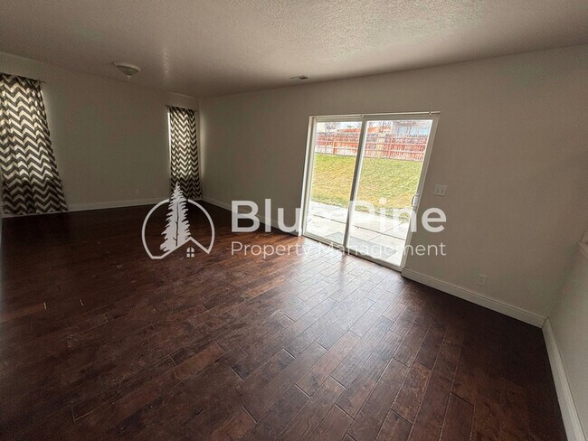 Building Photo - 2415 Northstar Dr