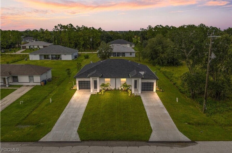 Building Photo - 1027 Meadows Rd