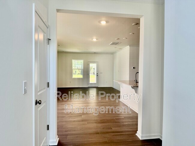 Building Photo - 354 Beachcomber Dr
