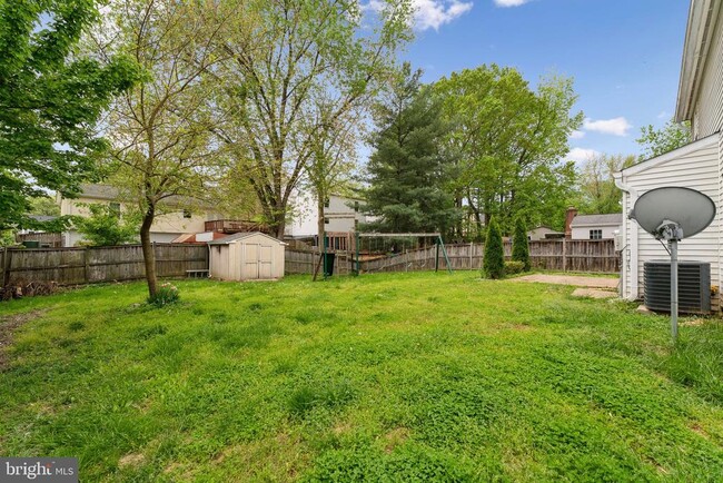 Building Photo - 5566 St Charles Dr