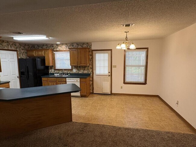 Building Photo - 1508 Beachview Dr