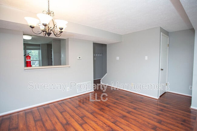 Building Photo - 38 Dorchester Cir