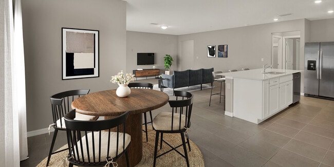 Building Photo - Redding Pointe