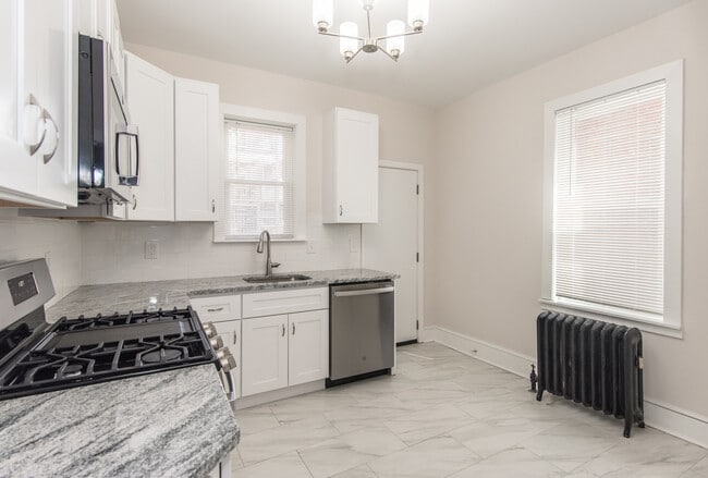 Building Photo - 6029 Jefferson St