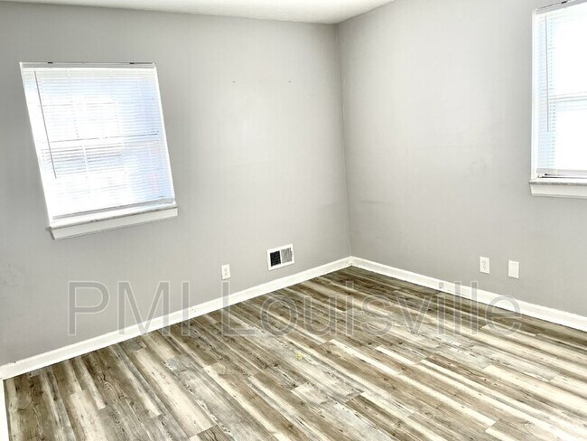 Building Photo - 4407 Landside Dr