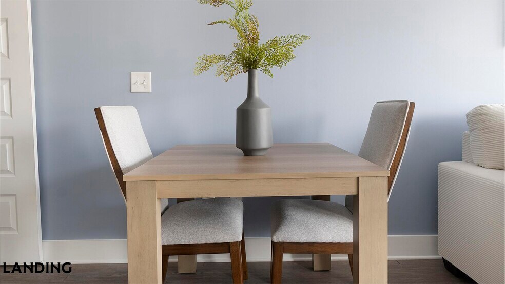 Building Photo - 2550 Blackmon Dr