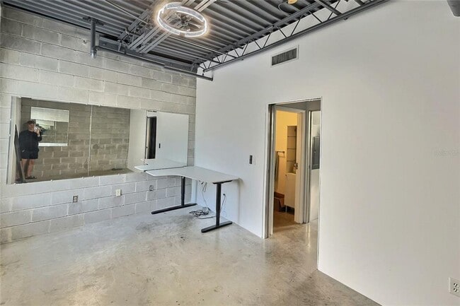 Building Photo - 217 N 12th St