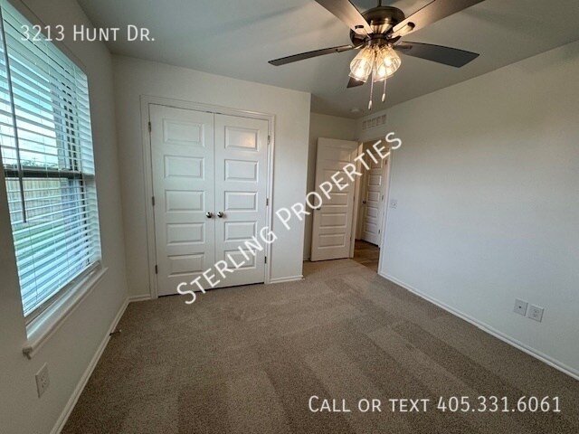 Building Photo - 3213 Hunt Dr