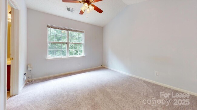 Building Photo - 1777 Forest Side Ln