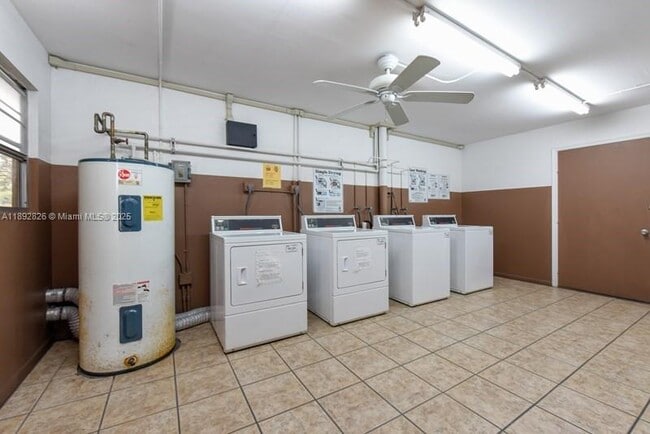 Building Photo - 1251 SW 125th Ave