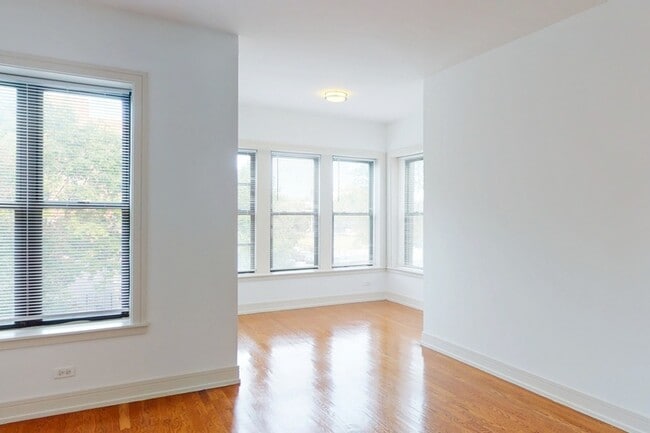 Floorplan - 5234-5244 S. Ingleside Avenue