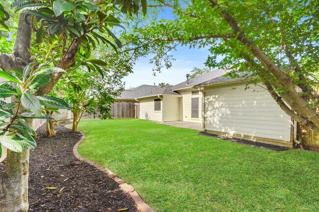 Building Photo - 3619 Slocom Dr