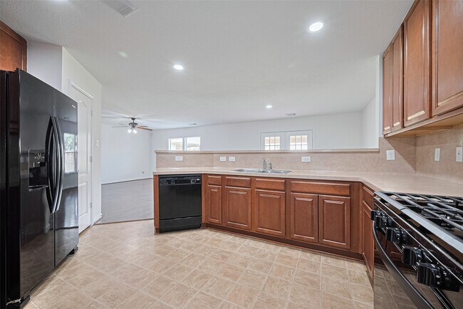 Building Photo - 7734 Pasture Bend Ln