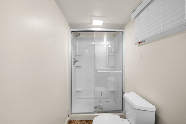 Building Photo - 3700 Kennedy Street