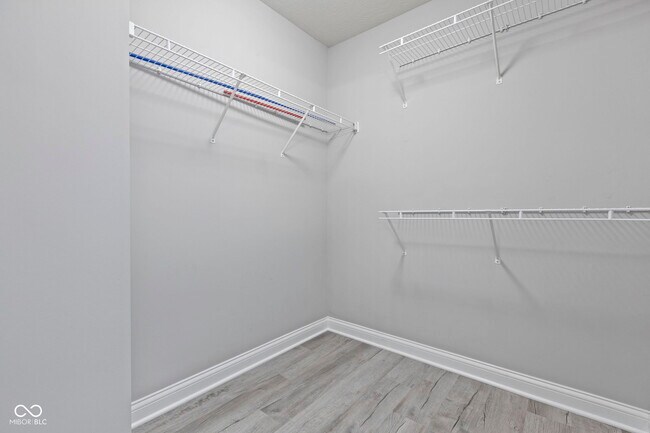 Building Photo - 12922 Ives Way