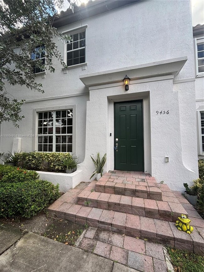 Building Photo - 9456 SW 171st Pl