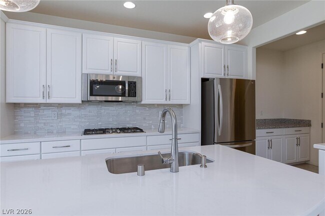 Building Photo - 10117 Heron Lake Ave