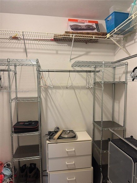 Building Photo - 5170 SW 18th Ct