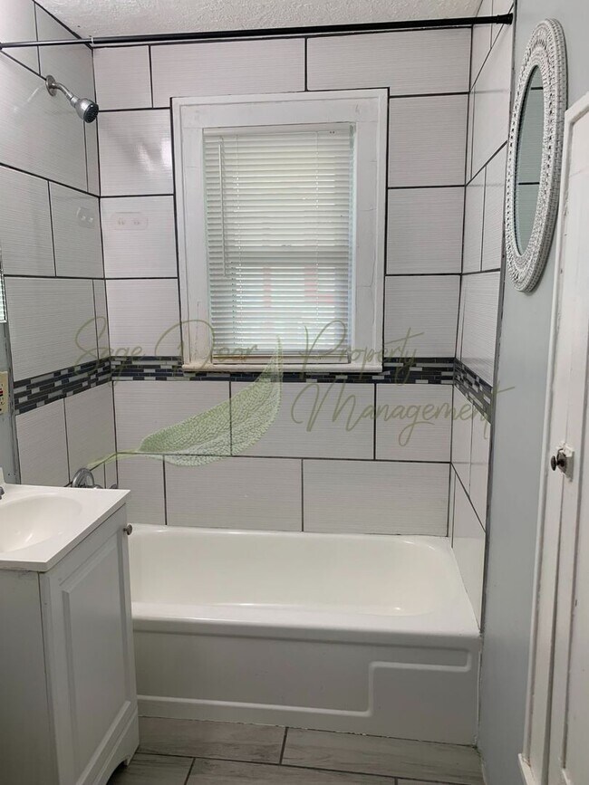 Building Photo - RECENT UPDATES!!!