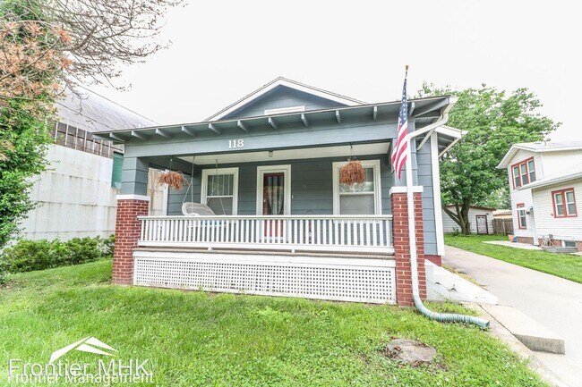 Primary Photo - 4 br, 2 bath House - 118 S Manhattan Ave.
