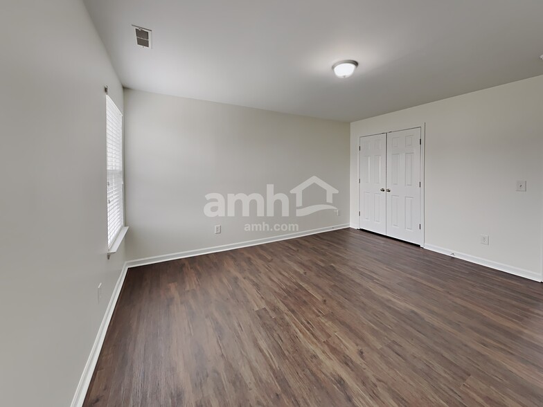 Building Photo - 5002 Guardian Ct